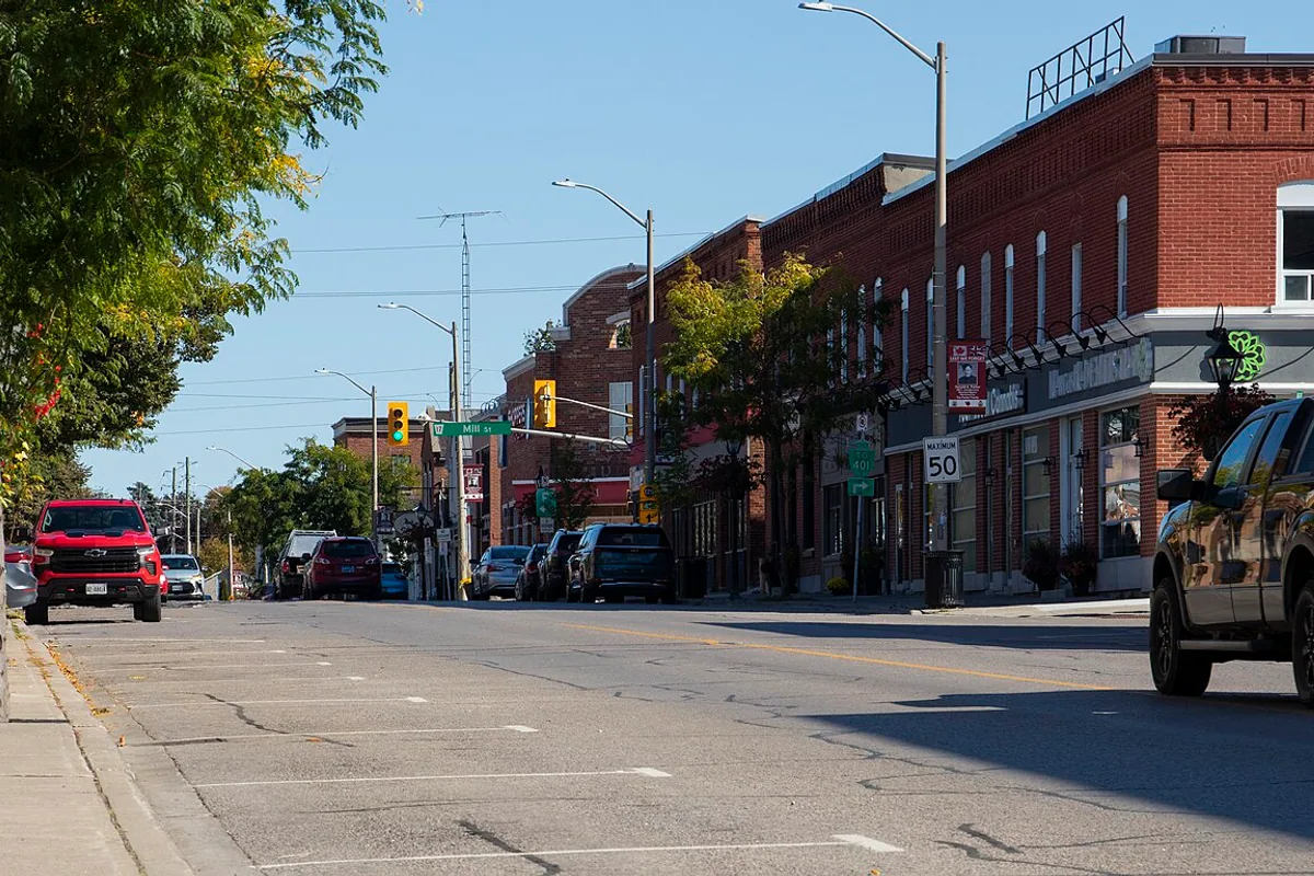 King Avenue streetscape in downtown Newcastle, Ontario